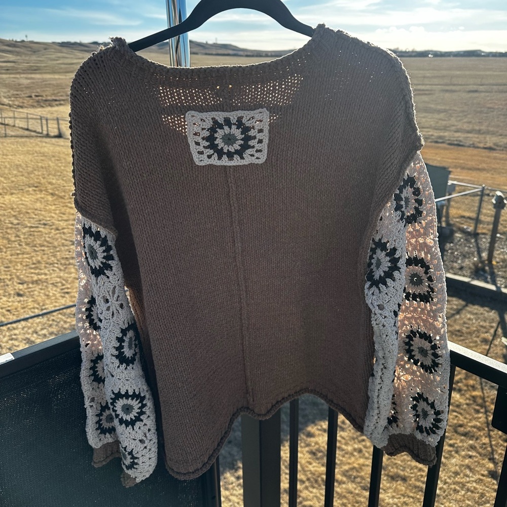 POL Brown Sweater, Cream Crochet Sleeves, dark blue squares, lighter center - Picture 6 of 9